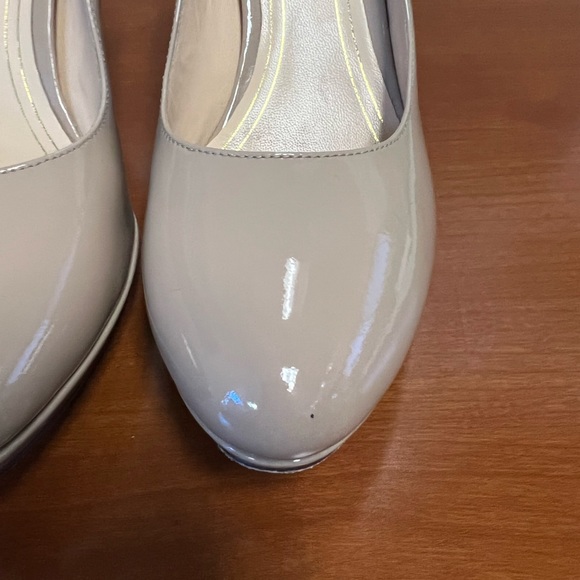 Nude Cole Haan Heels - Picture 9 of 9